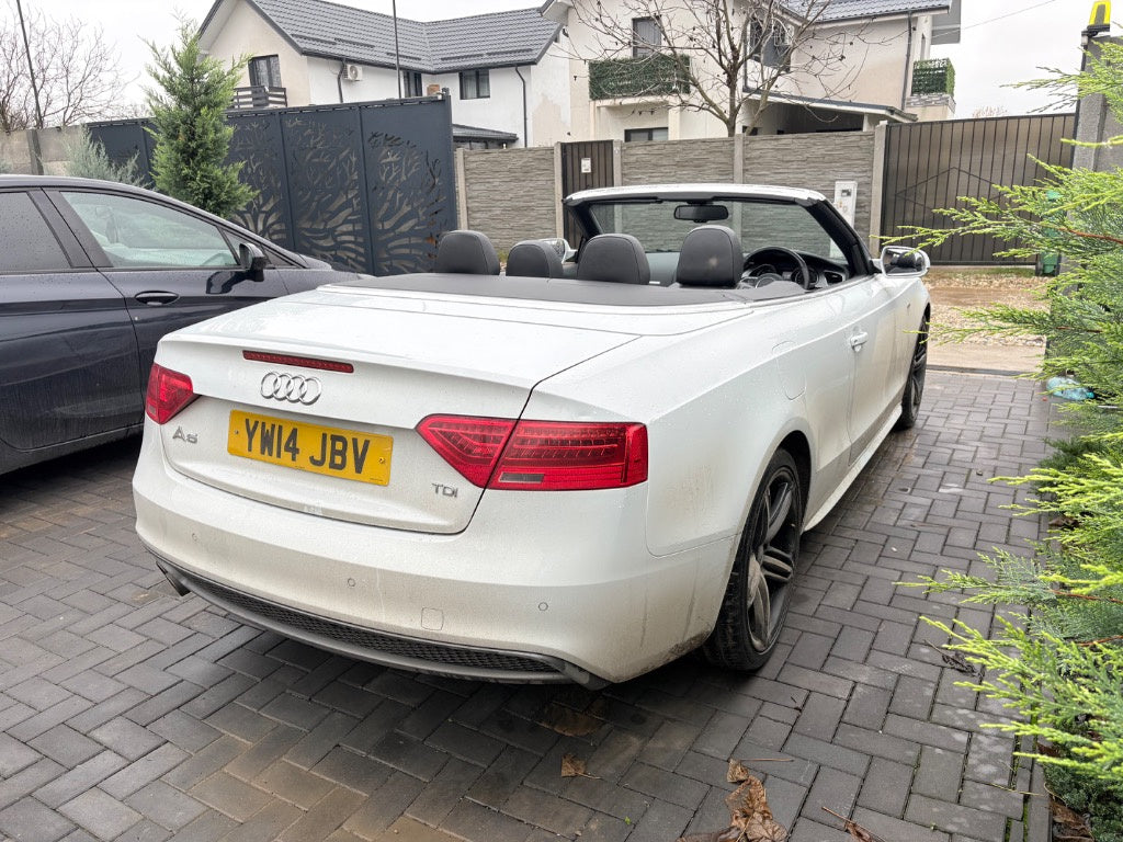 Dezmembram Audi A5 8T [facelift] [2011 - 2016] Sportback liftback 3.0 TDI S tronic quattro (245 hp) Culoare LY9T