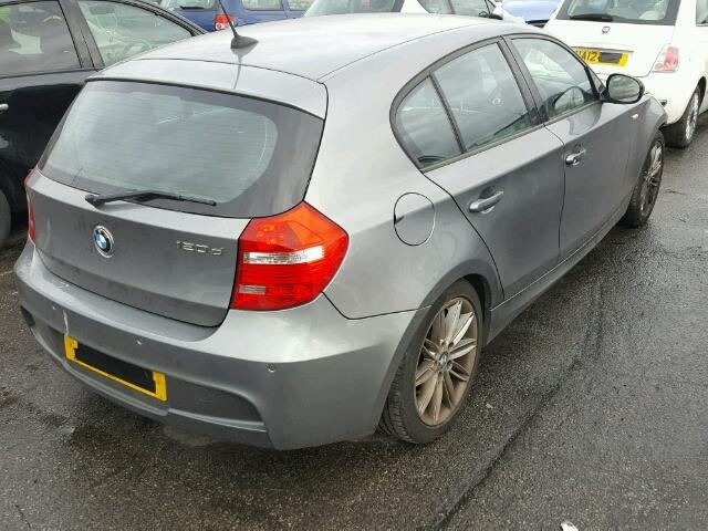 Dezmembrez Bmw 120d (E81) 2010