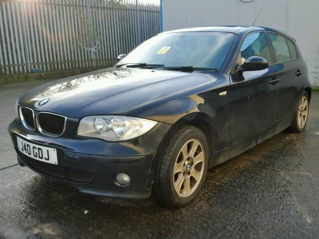 Dezmembrez Bmw 120i E81 2004