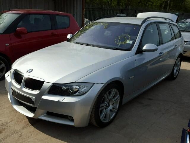 Dezmembrez Bmw 3 touring E91 2.0 d