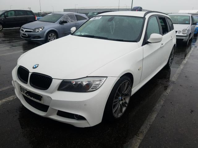 Dezmembrez Bmw 3 Touring (E91) toate motorizarile (2.0 diesel, 2.0 benz)