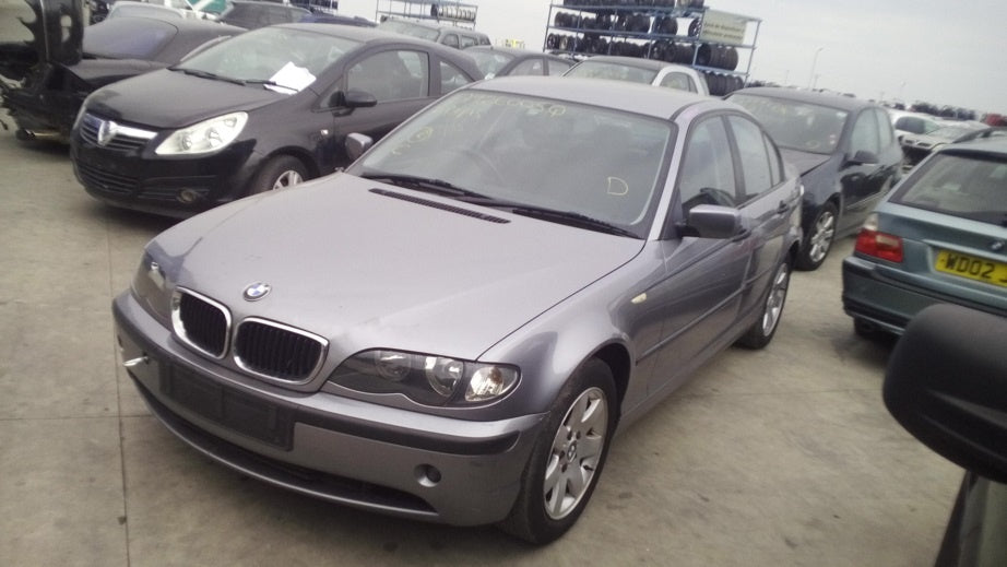 Dezmembrez BMW 316, an 2003