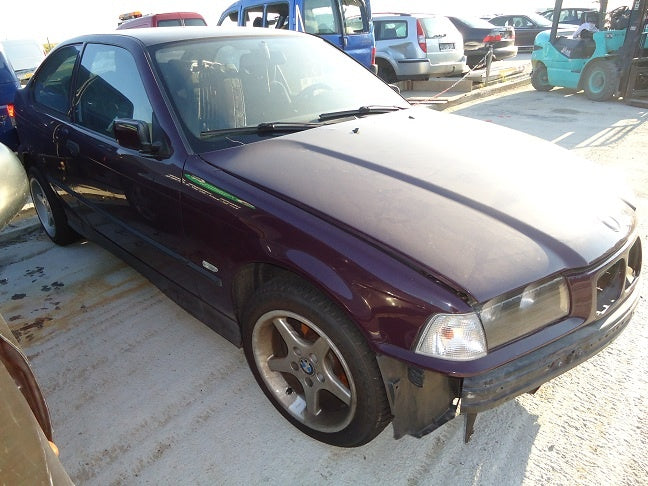 Dezmembrez BMW 318 E36 din 1996-1998, 1.8 B