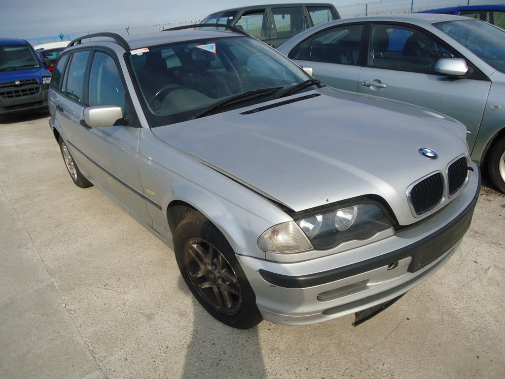 Dezmembrez BMW 325 E46 din 2002, 2.5 tds