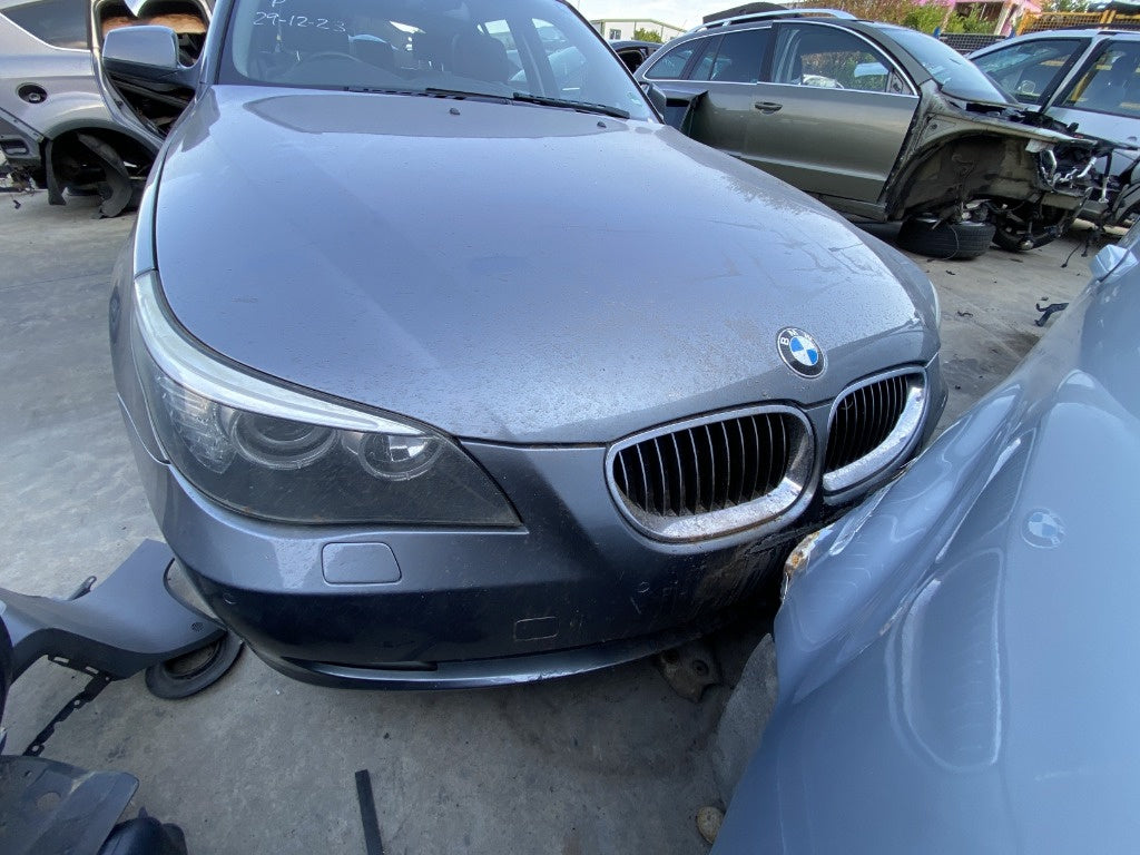 Dezmembrez Bmw 5 Touring (E61) facelift 3.0 diesel, 306D3 (M57)