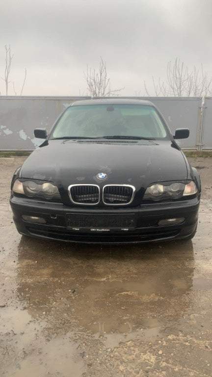 Dezmembrez BMW E46 2001 limuzina 2000 diesel