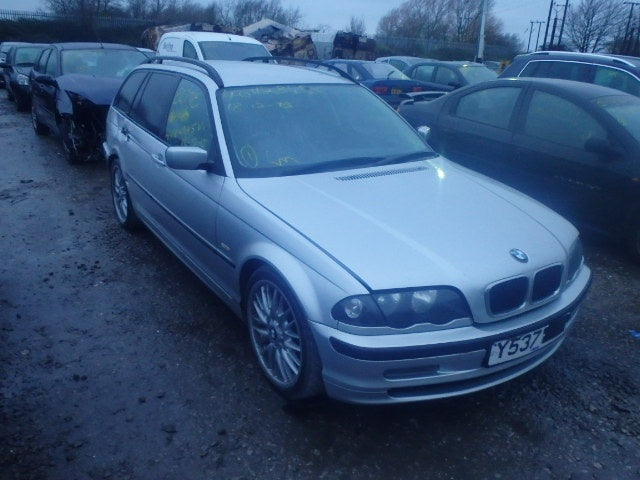 Dezmembrez bmw e46,320 diesel 136 cp