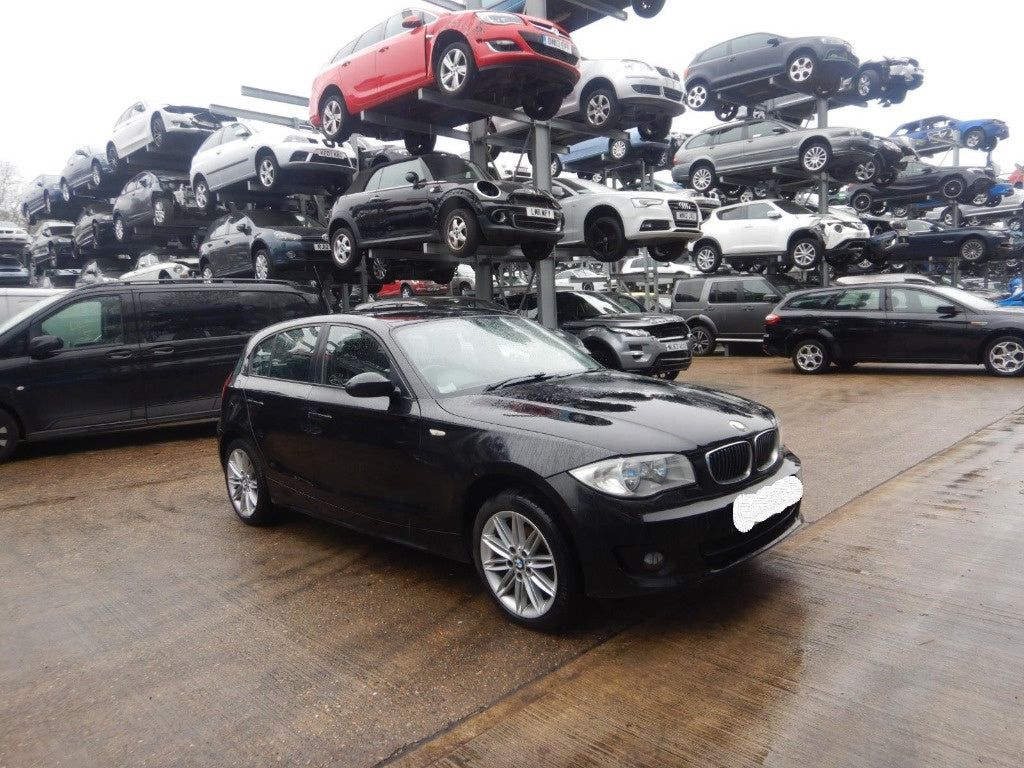 Dezmembrez BMW E87 2006 HATCHBACK 2.0 D M47