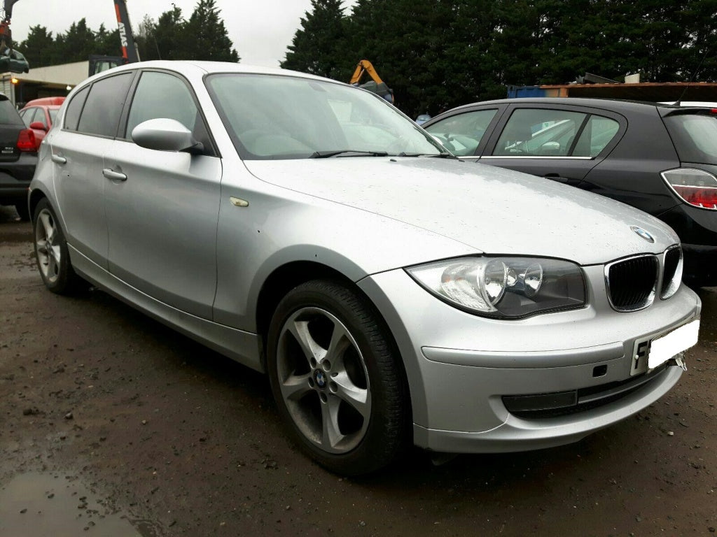 Dezmembrez BMW E87 2008 hatchback 2.0 ok