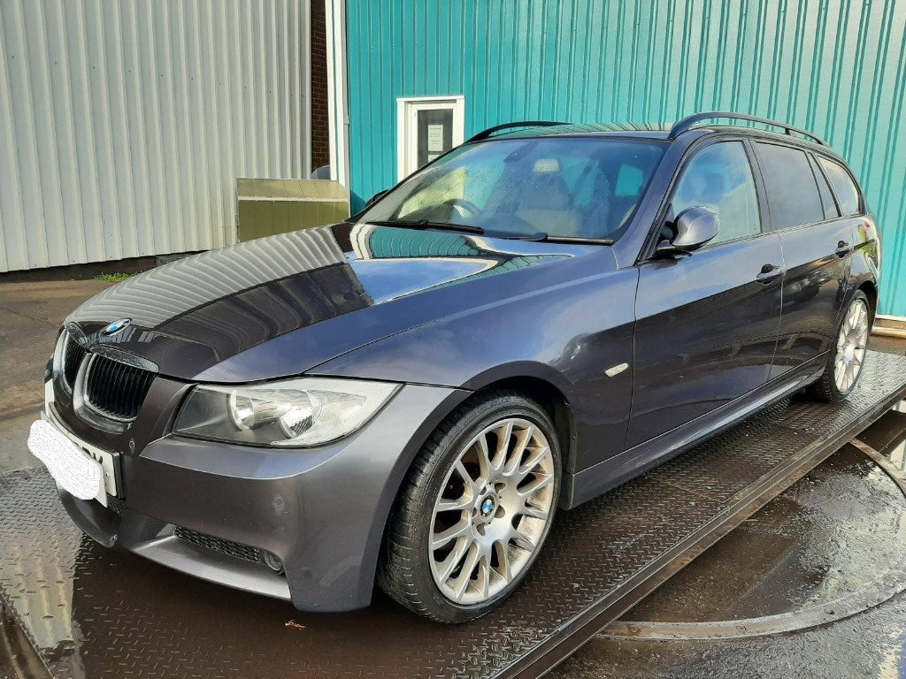 Dezmembrez BMW E91 2008 Break 2.0 i