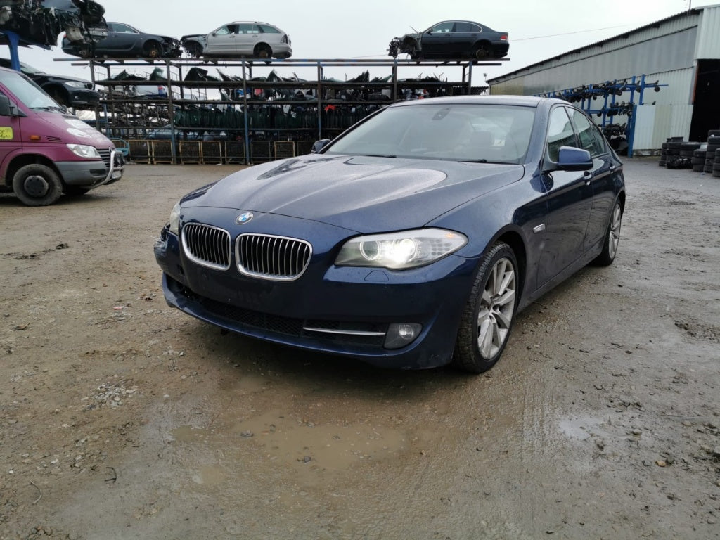 Dezmembrez bmw f10 520d automat
