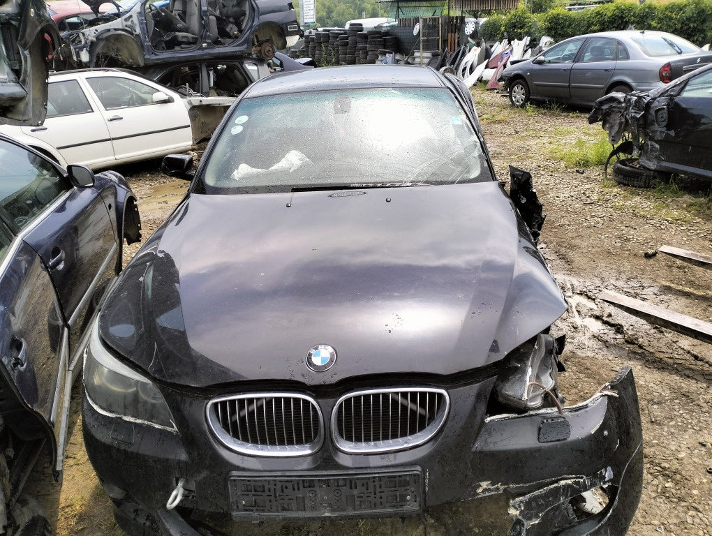 Dezmembrez Bmw seria 5 anul 2007 3.0 L diesel