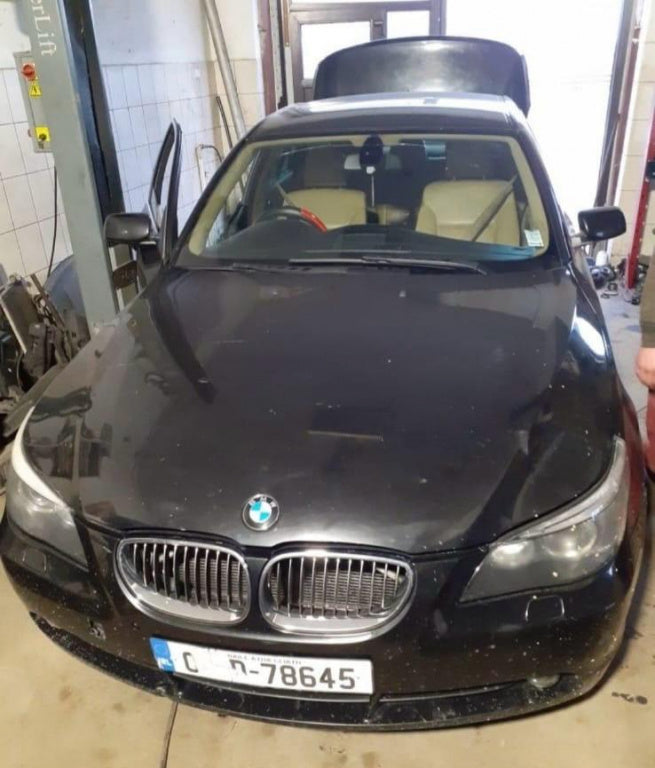 Dezmembrez Bmw Seria 5 E60 2.5 Diesel