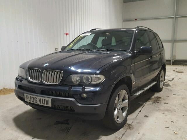 Dezmembrez Bmw X5 3.0 d 