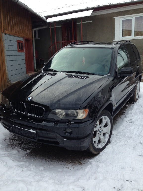 Dezmembrez bmw x5 e53,an 2003 motor 3.0 diesel
