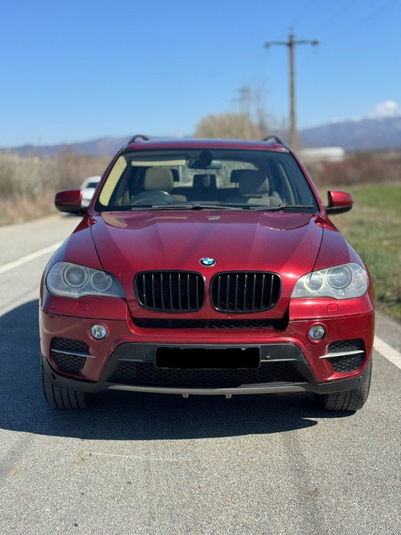 Dezmembrez BMW X5 E70 LCI din 2011 4.0 D 306 cai putere A82
