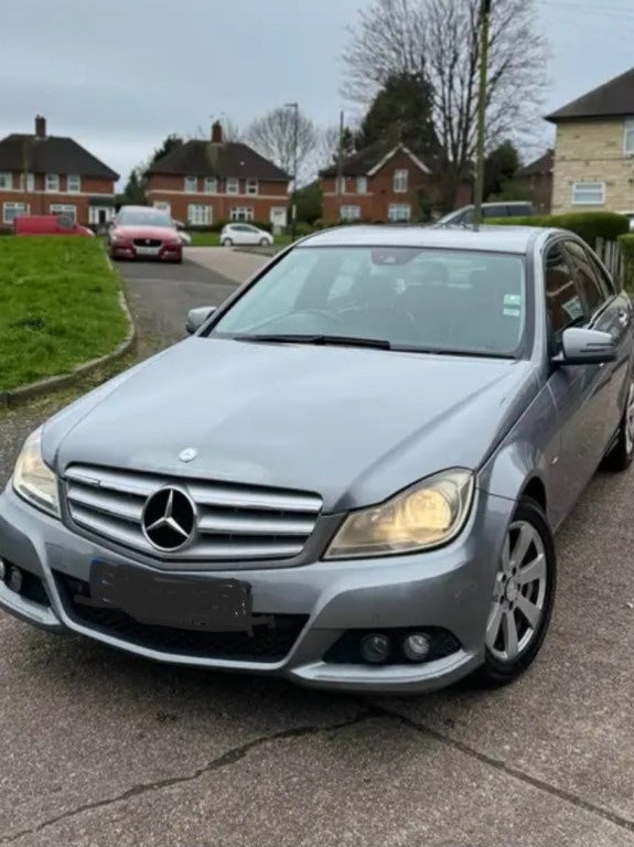 Dezmembrez C class w204 FACELIFT
