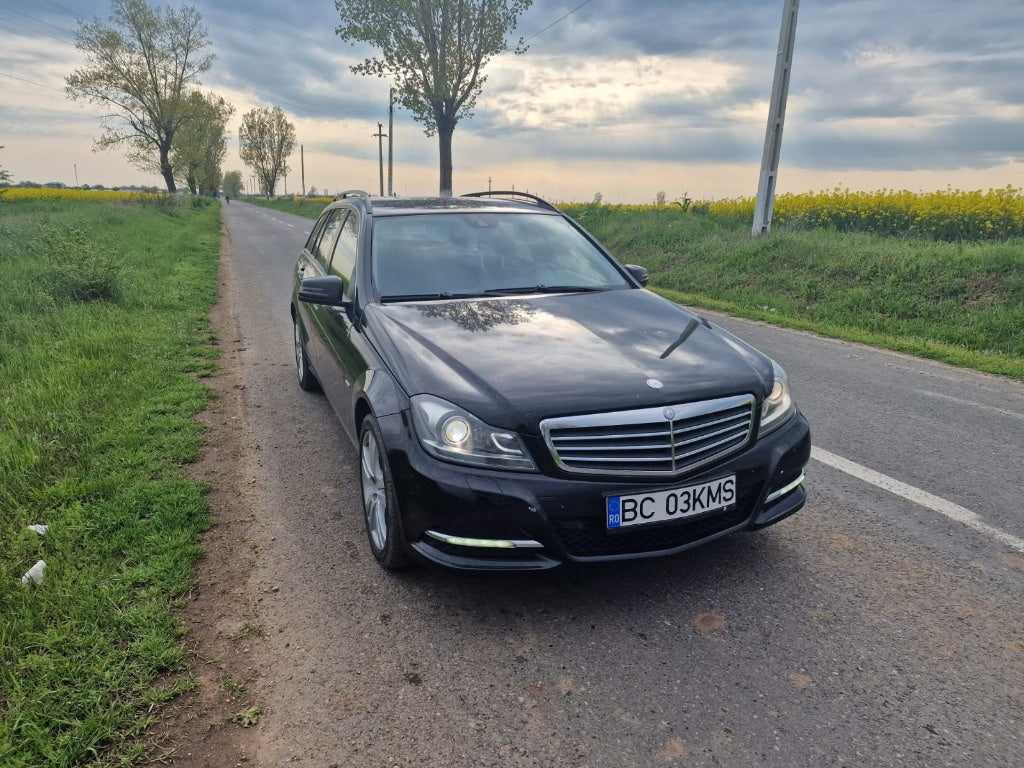 Dezmembrez c220 cdi w204 facelift