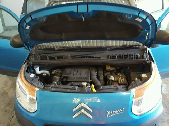 Dezmembrez Citroen C3 Picasso 2009 1.6hdi
