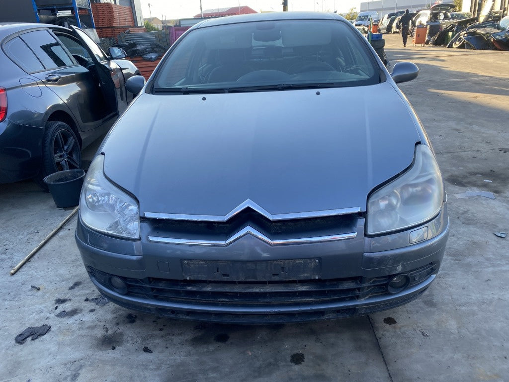 Dezmembrez Citroen C5 (II) 1.6 HDI 2005 (suspensie pe perne de aer), 9HR