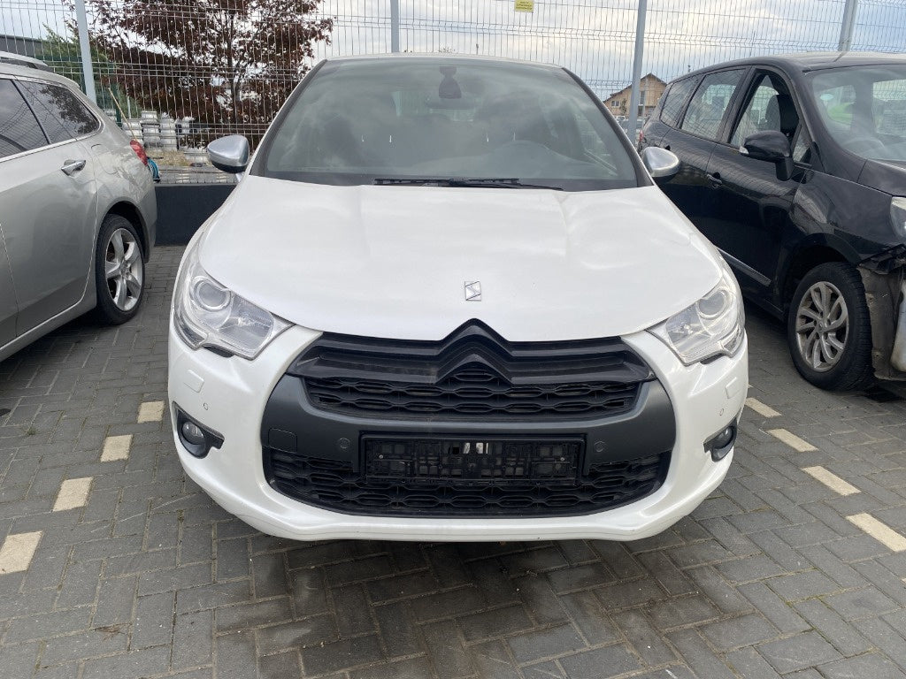 Dezmembrez Citroen DS4 1.6 THP 2012, 5FV