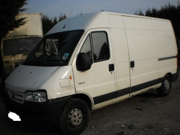 Dezmembrez Citroen Jumper din 2004, 2.2D
