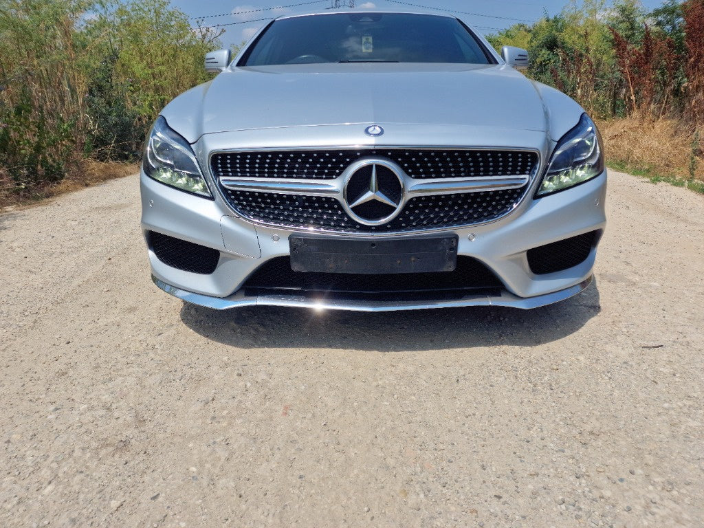 Dezmembrez CLS w218 facelift