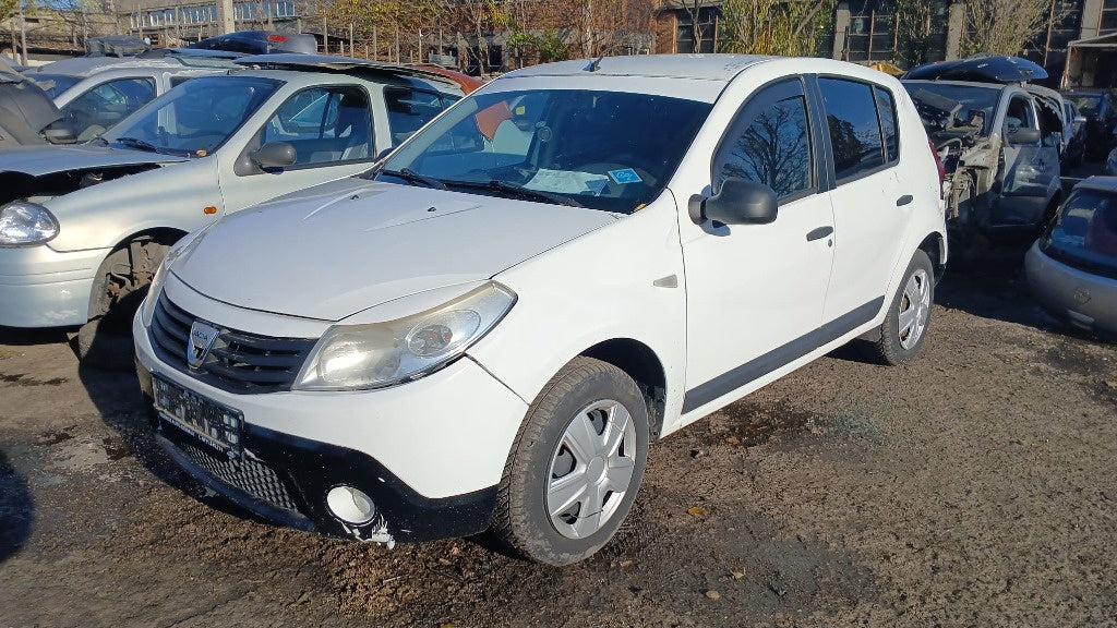 DEZMEMBREZ DACIA SANDERO 1.4 BENZINA DIN 2010 - K7J-A7