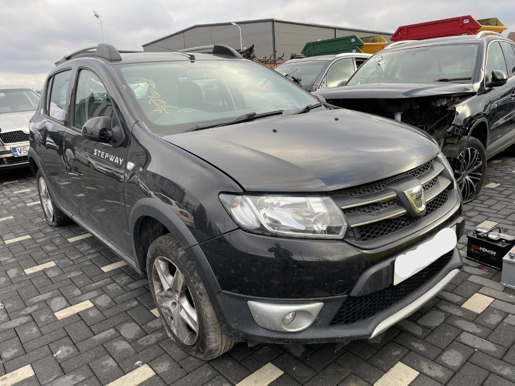 Dezmembrez Dacia Sandero 2 Stepway 1.5 DCI 2015 INJECTIE BOSCH