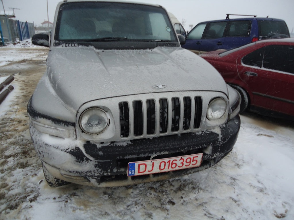 Dezmembrez Daewoo Korando din 2000, 2.3 b