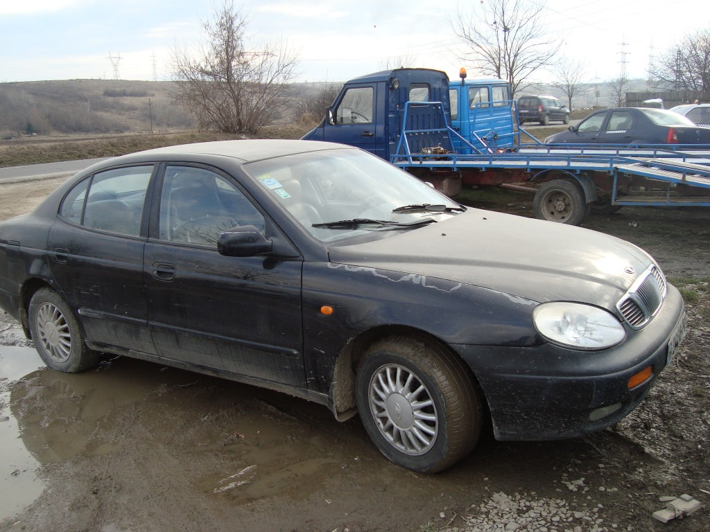 Dezmembrez Daewoo Leganta din anul 2000 2.0