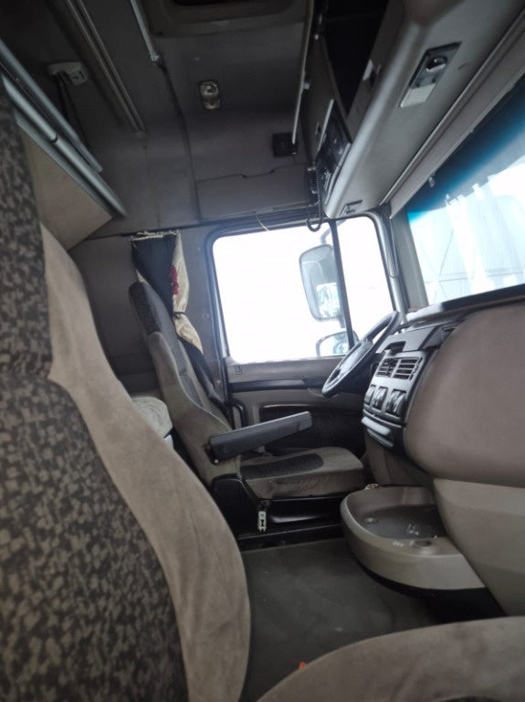 Dezmembrez DAF 460 din anul 2009 cutie automata cu retarder Euro 5