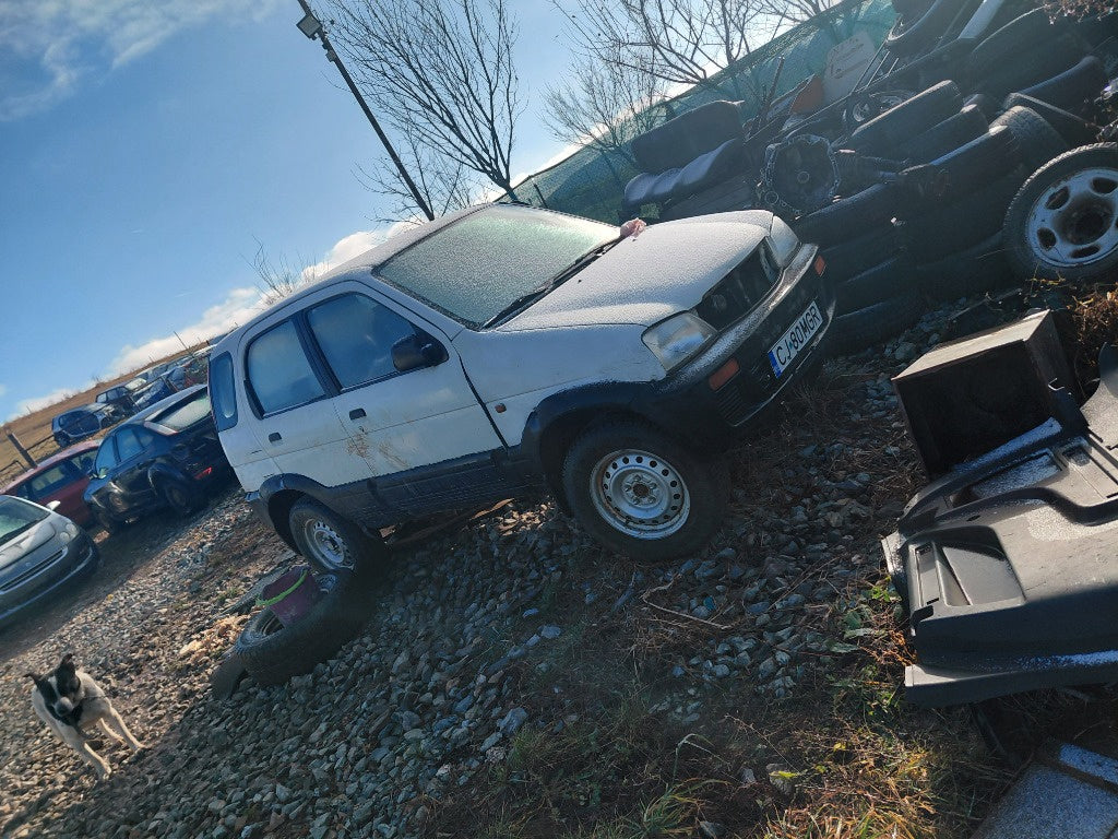 Dezmembrez daihatsu terios an 1999 motor de 1.3 benzina probleme la chiulasa