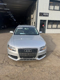 Dezmembrez / Dezmembrari Audi A4 B8 2012 BREAK 2.0 TDI