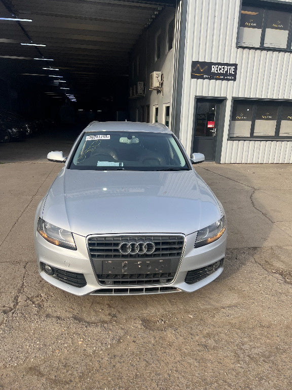 Dezmembrez / Dezmembrari Audi A4 B8 2012 BREAK 2.0 TDI
