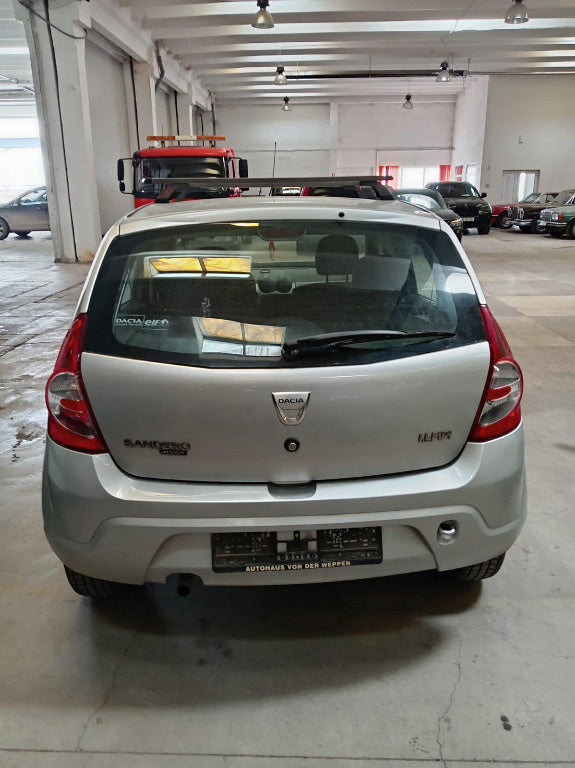 Dezmembrez / Dezmembrari Dacia Sandero 2009 HATCHBACK 1.4