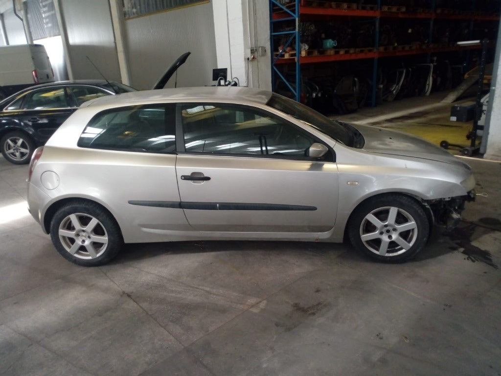 Dezmembrez / Dezmembrari Fiat Stilo 2002 Coupe 1.2 B