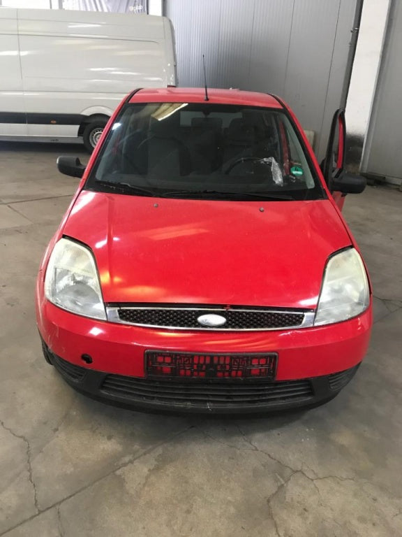 Dezmembrez / Dezmembrari Ford Fiesta 2002 Hatchback 1.3