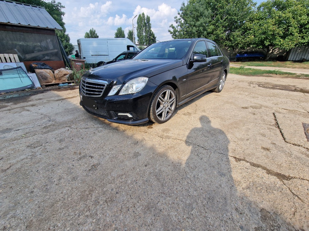 Dezmembrez dezmembrari Mercedes E350 CDI W212 AMG