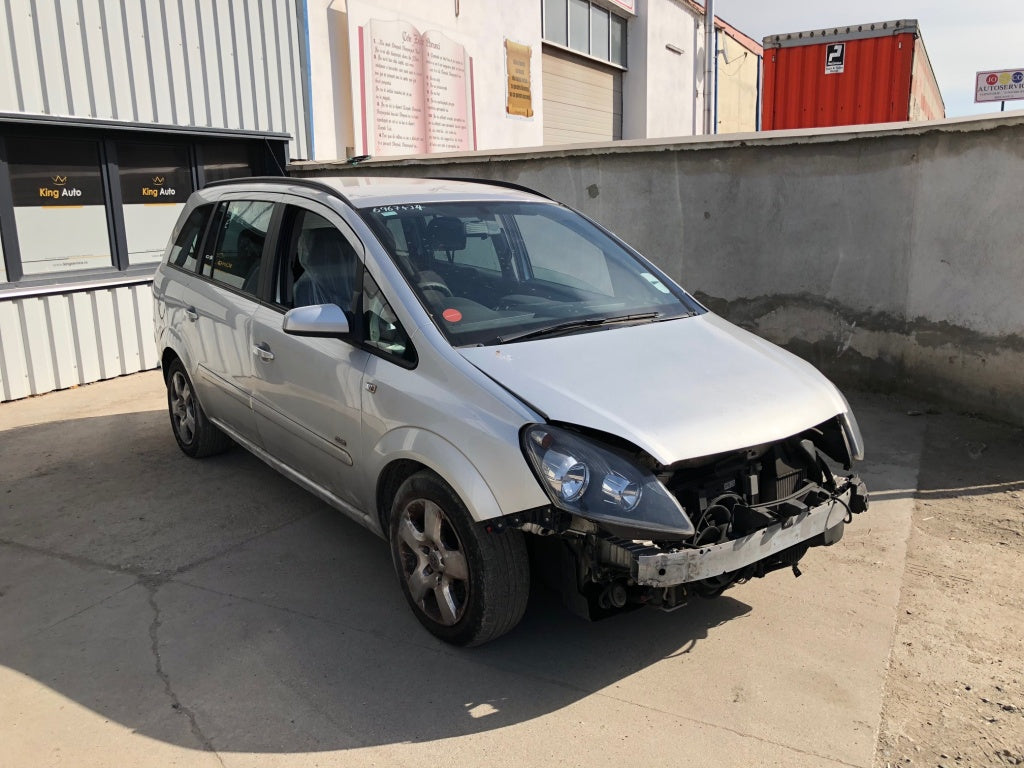 Dezmembrez / Dezmembrari Opel Zafira 2007 Break 1.9 CDTI
