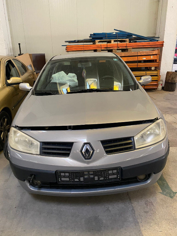 Dezmembrez / Dezmembrari Renault Megane 2 2005 Sedan 1.5 dci