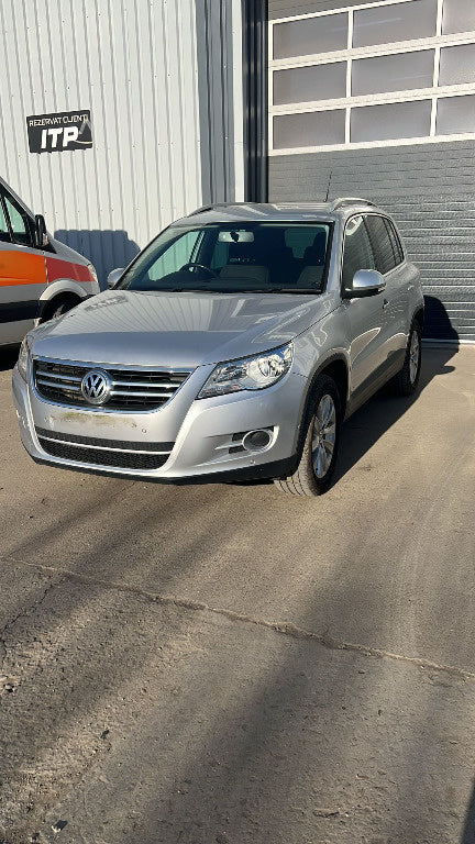 Dezmembrez / Dezmembrari Volkswagen Tiguan 2011 LIMUZINA 2.0TDI