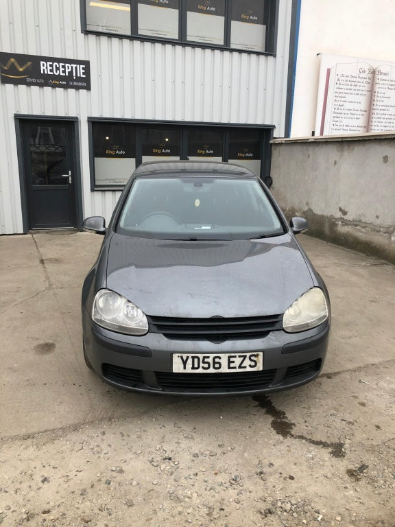 Dezmembrez / Dezmembrari VW Golf 5 2007 Hatchback 1.6 fsi