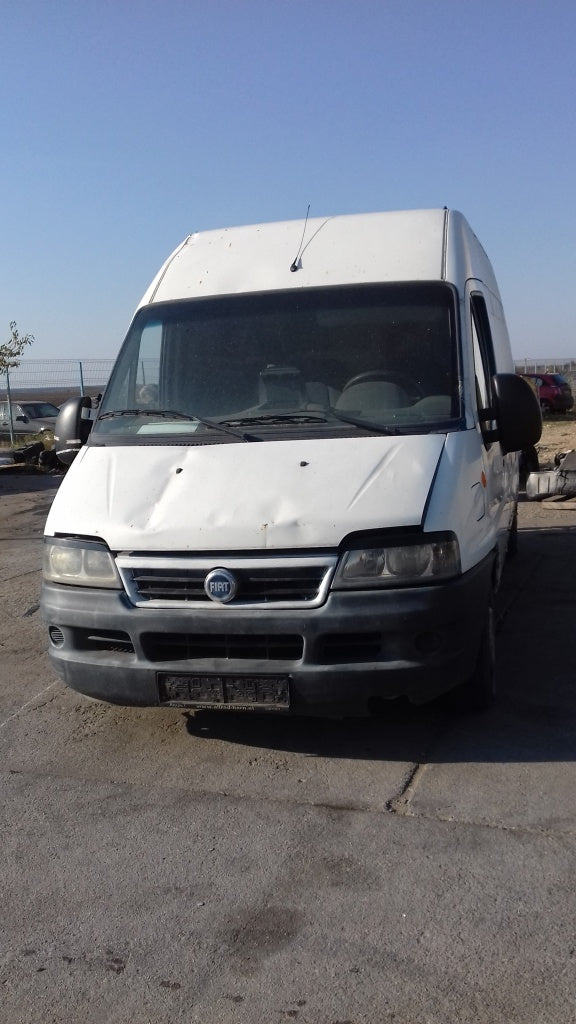 Dezmembrez Fiat Ducato din 2004 motor 2.3 jtd