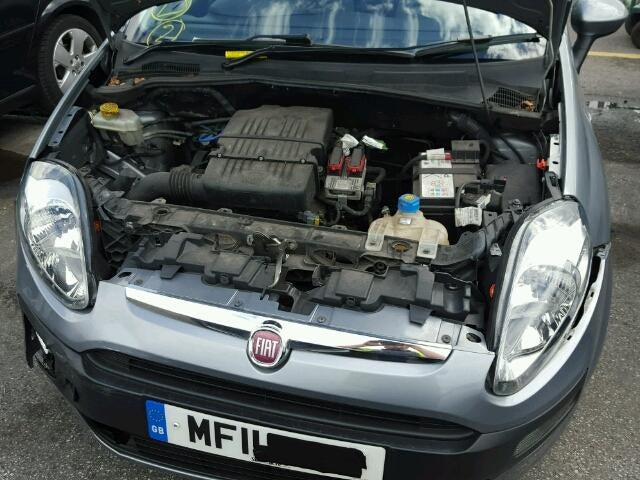 Dezmembrez Fiat Grande Punto 1.3m-jet