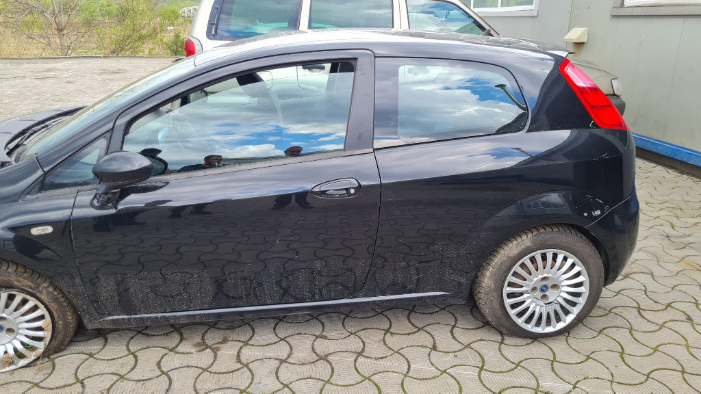 Dezmembrez Fiat Grande Punto 2005 Coupe 1.3 MJET, 55 KW, E4