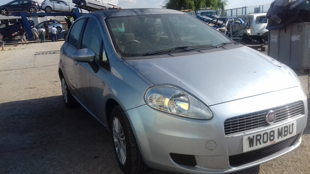 Dezmembrez Fiat Grande Punto din 2008, 1.4 benzina tip 350A1000