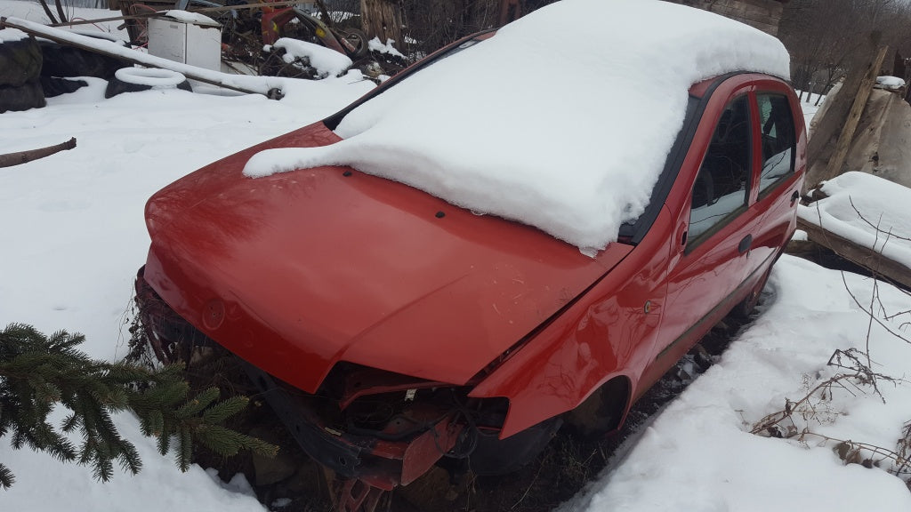 Dezmembrez Fiat Punto 2002 hatchback 1200