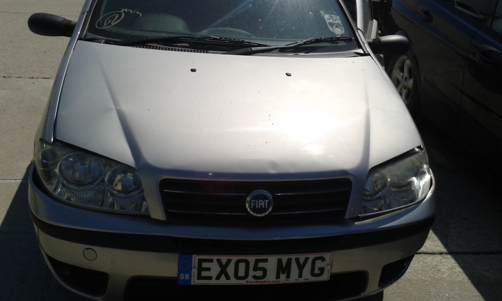 Dezmembrez Fiat Punto 2004, 1.2 b