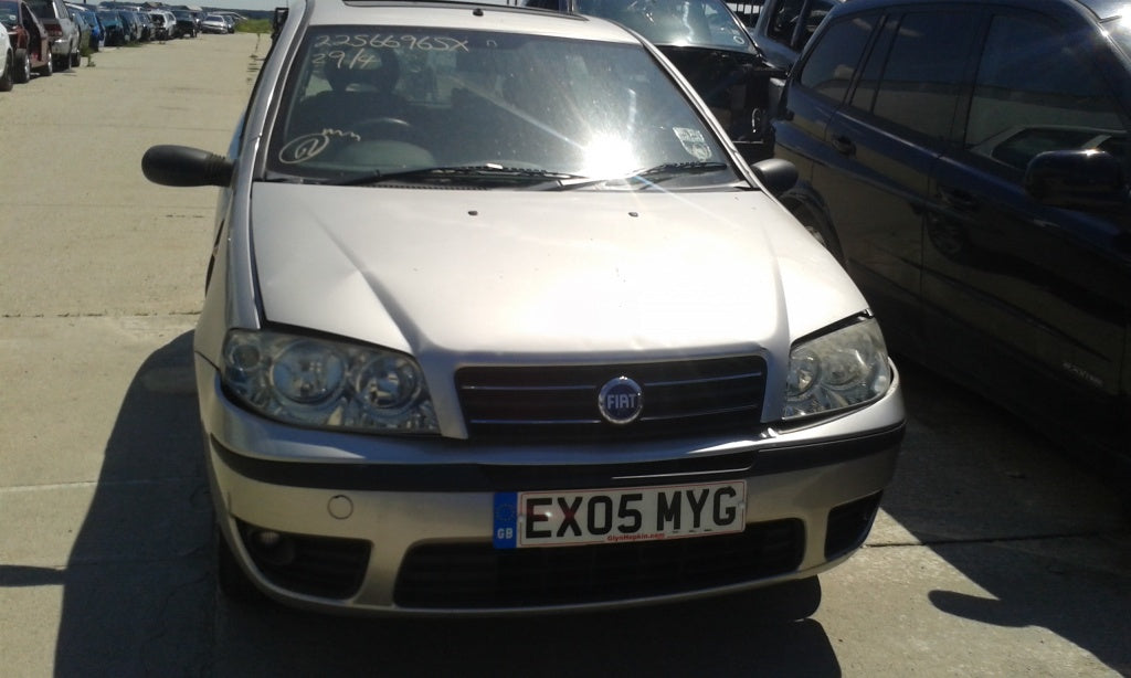 Dezmembrez Fiat Punto din 2005, 1.2 b